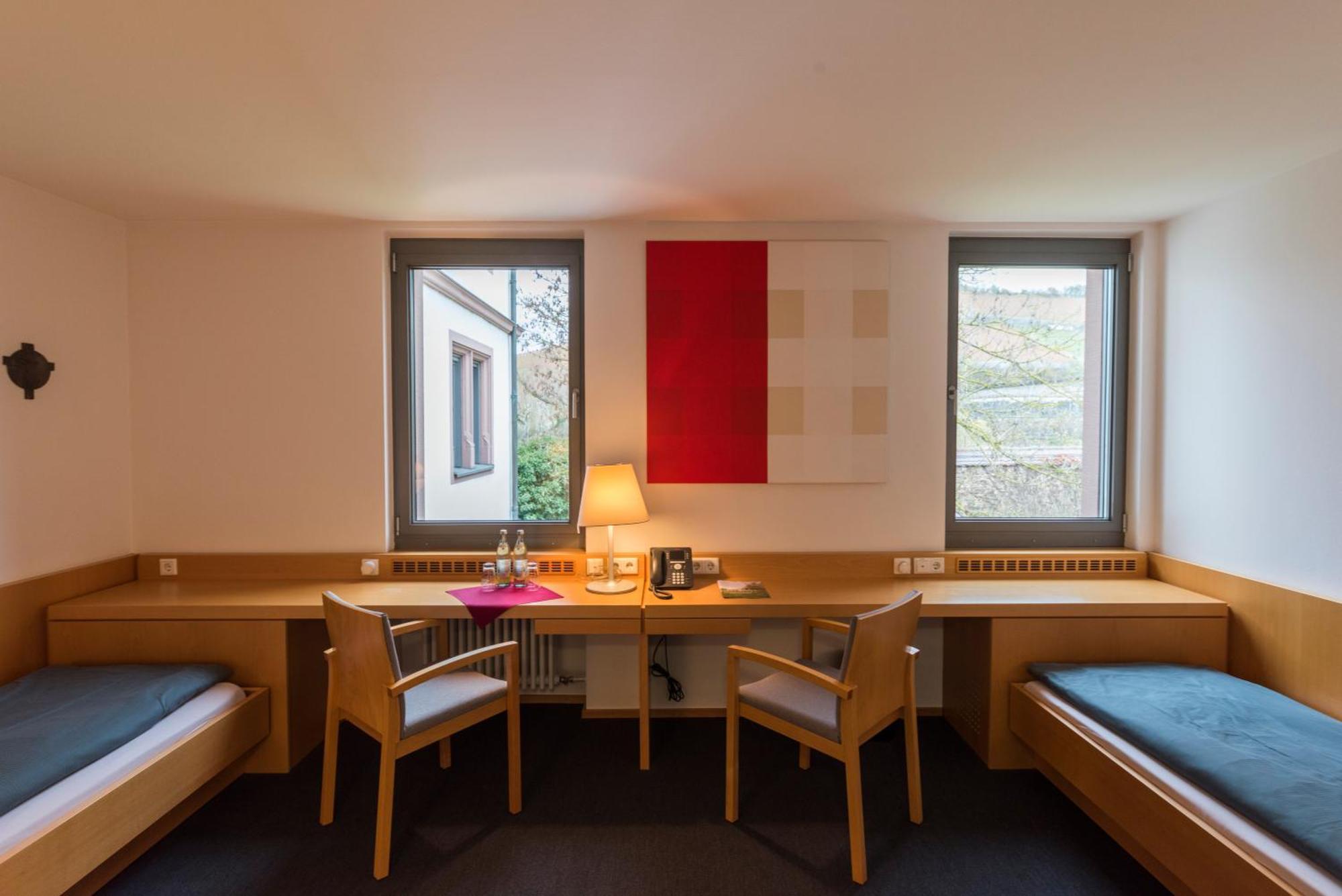 Tagungshaus Himmelspforten - Self Check-In Wurzburg Luaran gambar